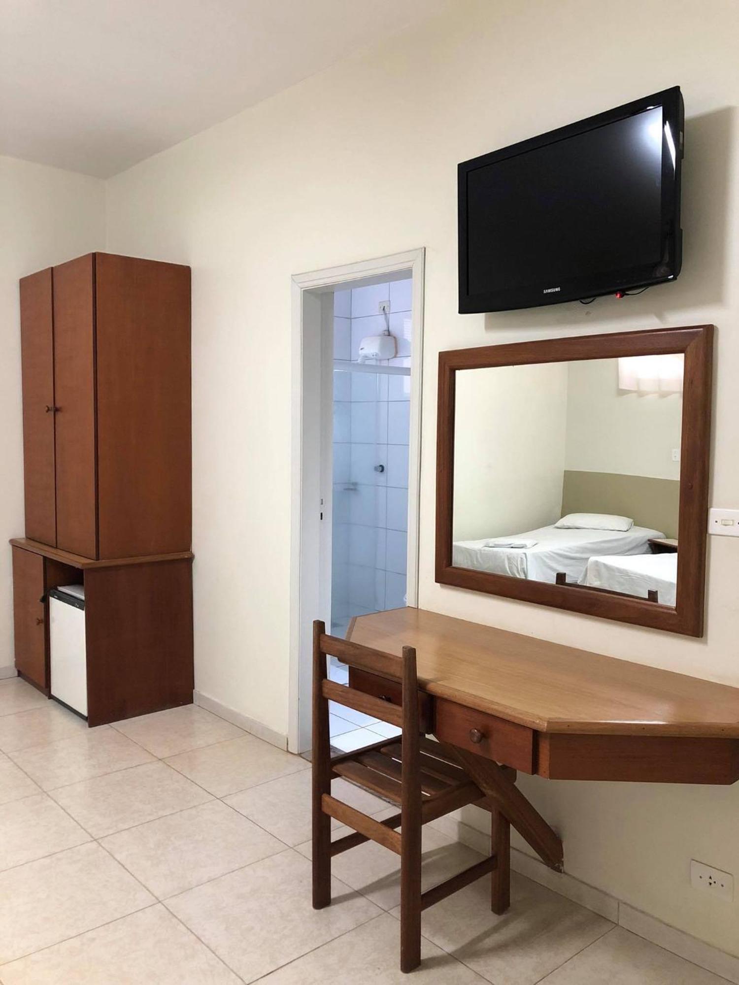 Regio Plaza Hotel Ourinhos Kültér fotó