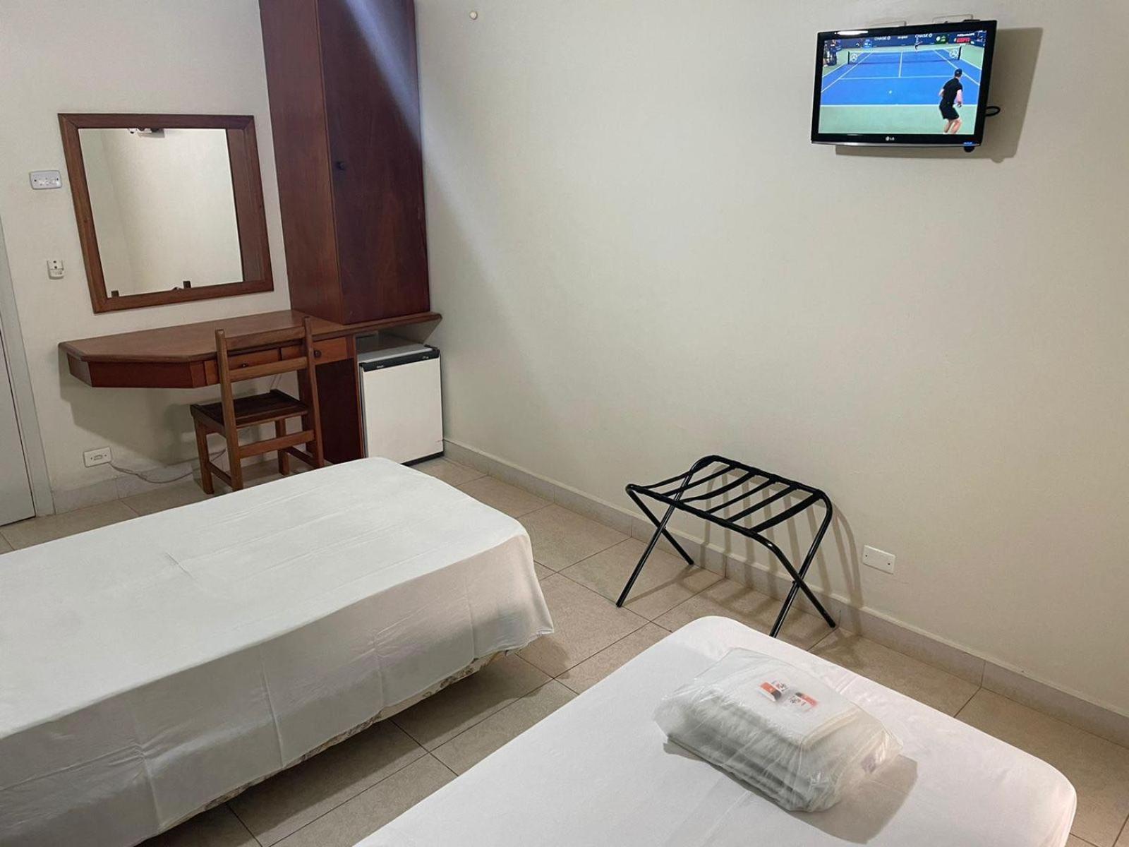 Regio Plaza Hotel Ourinhos Kültér fotó