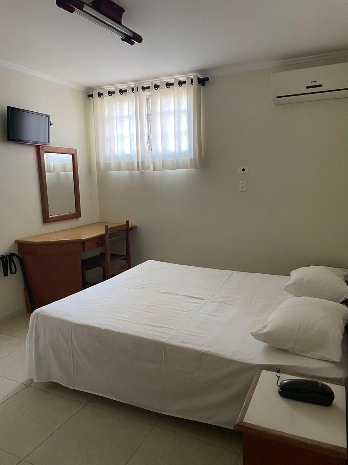 Regio Plaza Hotel Ourinhos Kültér fotó
